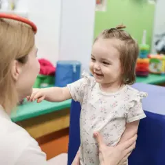 Integracja sensoryczna u dziecka: objawy, diagnoza, terapia i wsparcie