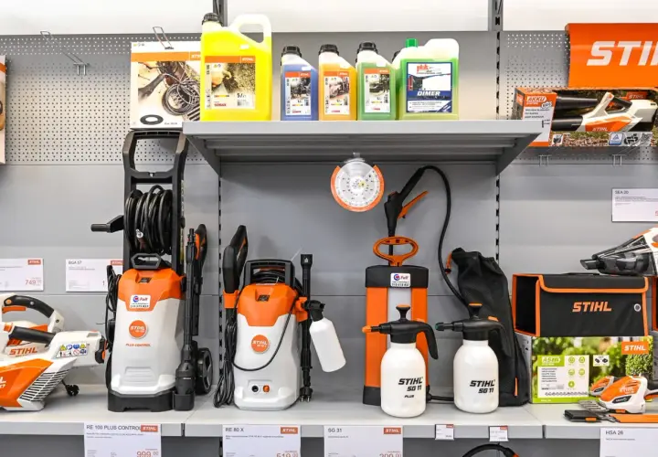 Kosa Stihl zabawka: Na baterie czy akumulator? Wybierz mądrze!