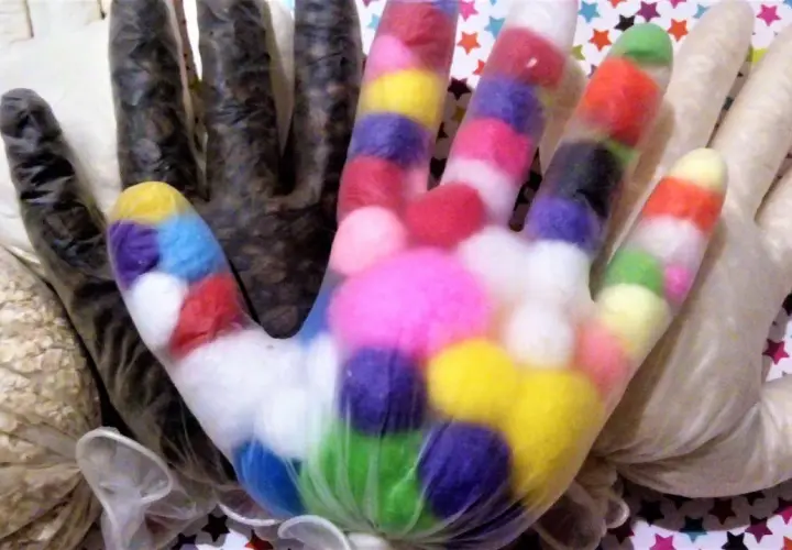 Zabawki sensoryczne DIY: proste pomysły wspierające rozwój dziecka.