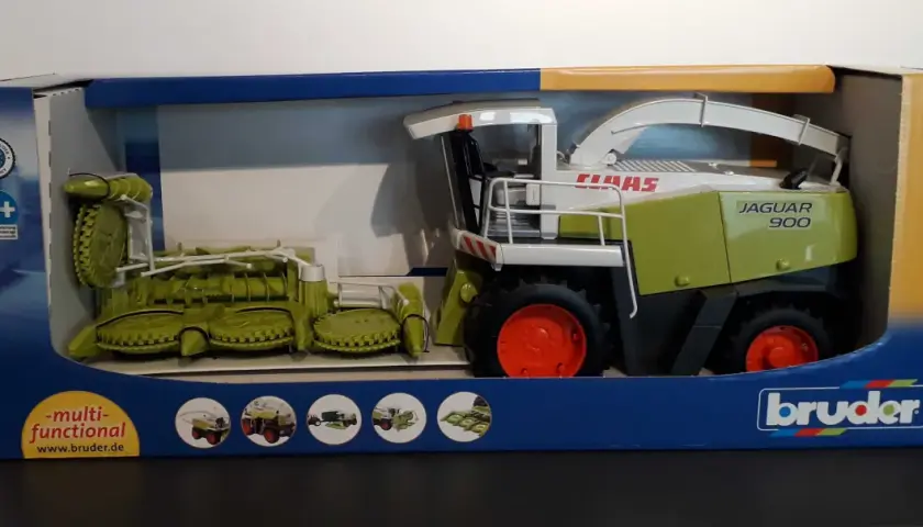 Kombajn Claas zabawka Bruder czy Siku? Wybierz idealny model!
