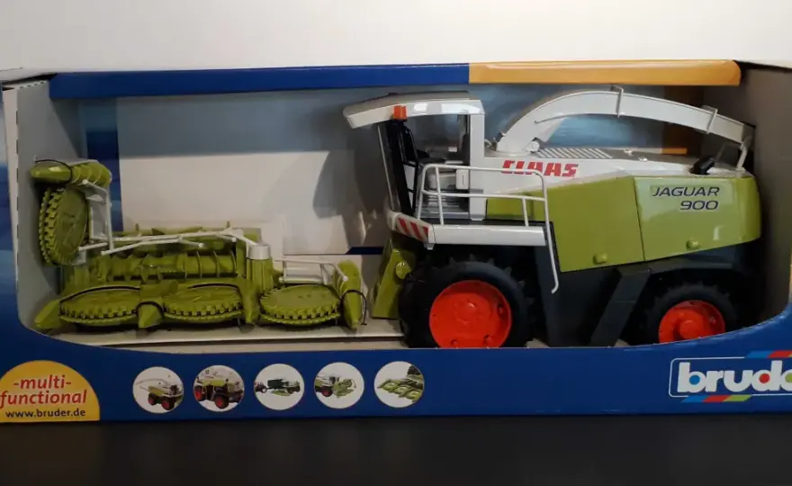 Kombajn Claas zabawka Bruder czy Siku? Wybierz idealny model!