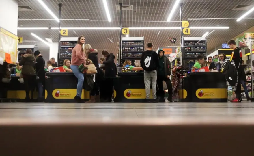 Pieluchy w niedzielę niehandlową? Sprawdź, gdzie je kupisz!